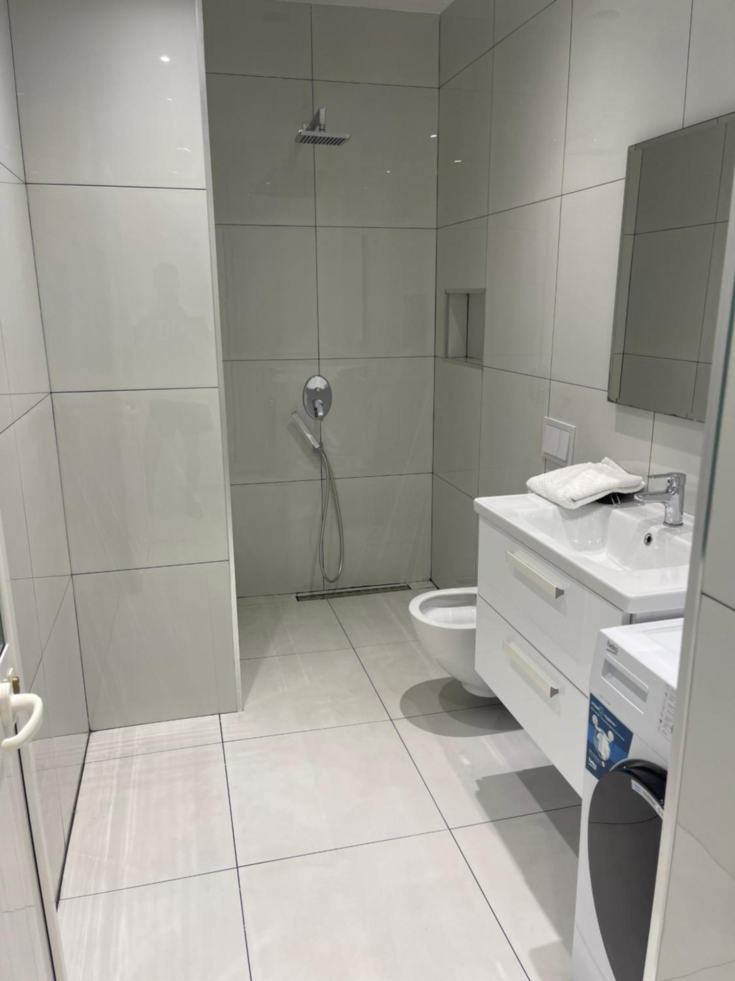 Franco Apartments Тирана Экстерьер фото