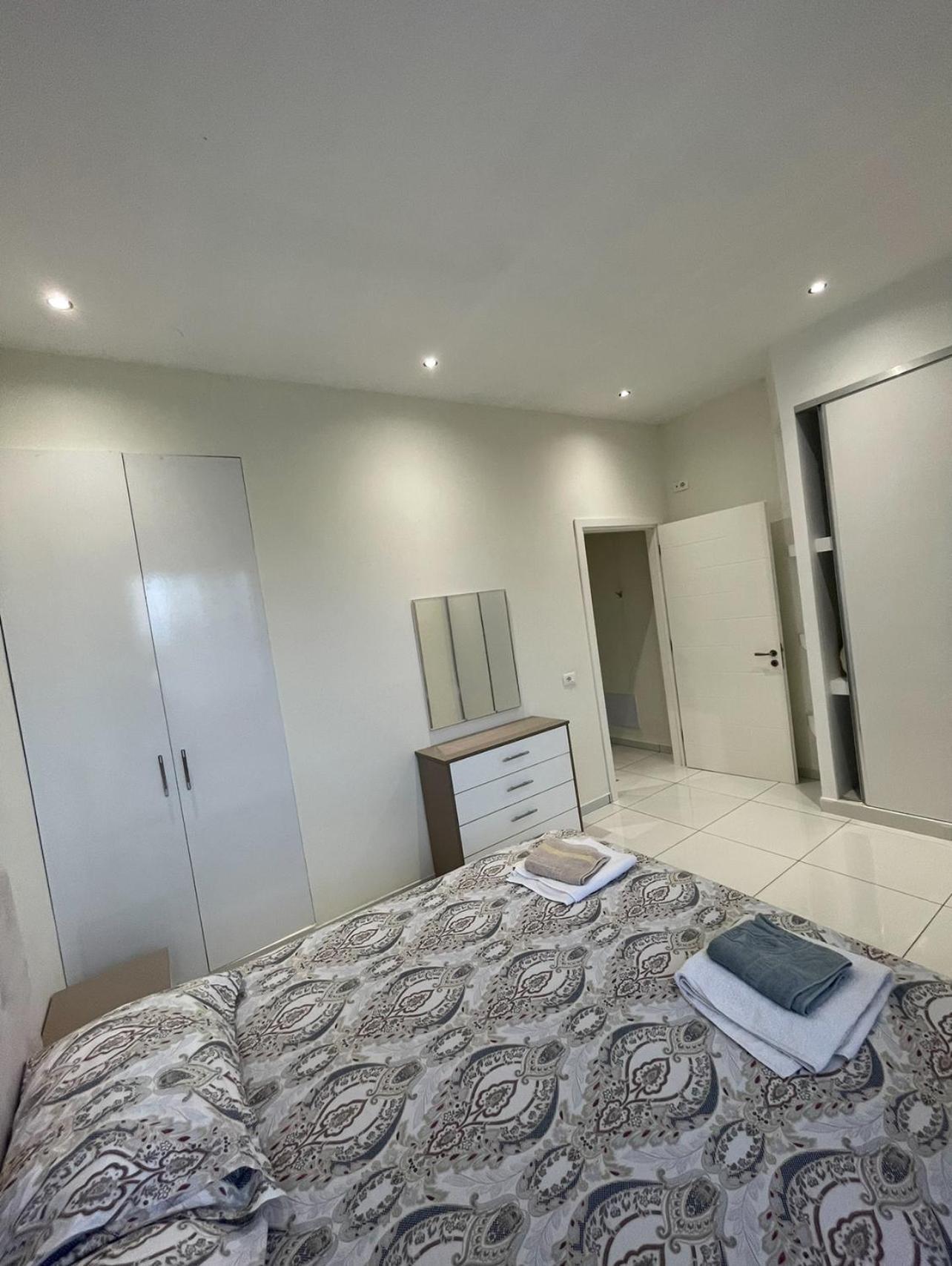 Franco Apartments Тирана Экстерьер фото